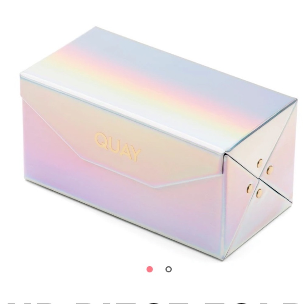 Quay 4 piece fold up case